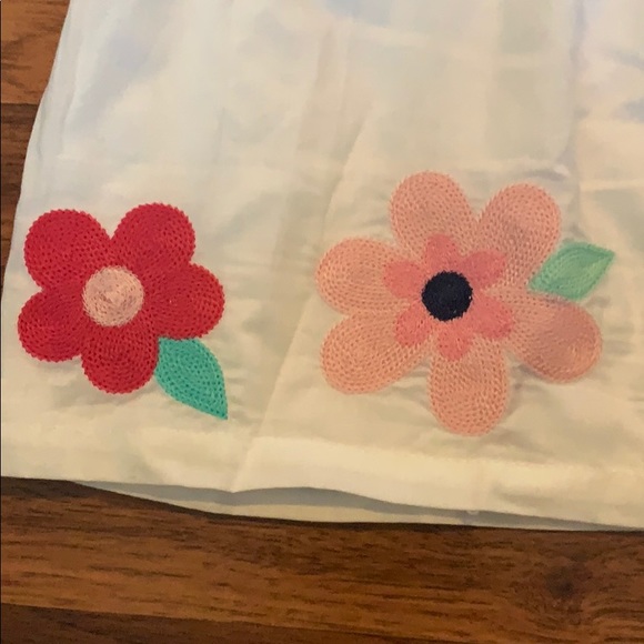 Gymboree Flower Top - Picture 2 of 4